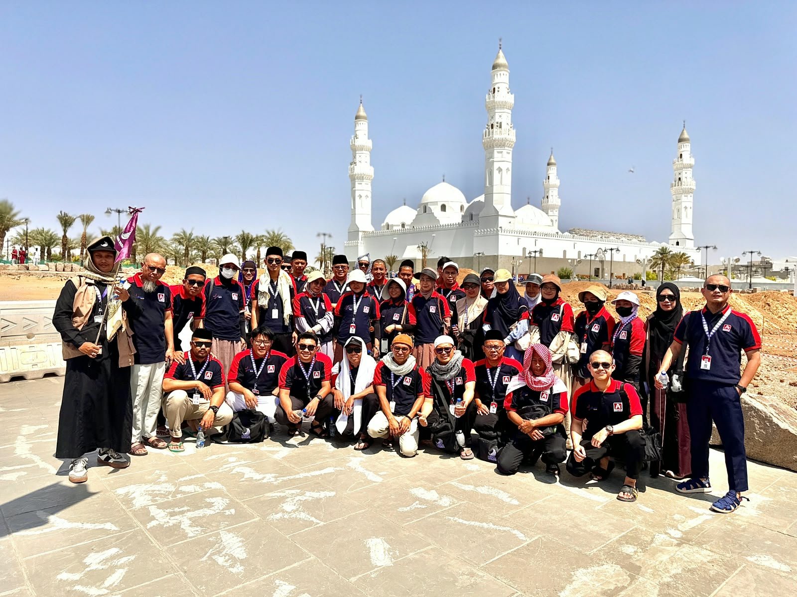 Dokumentasi Reward Umrah Karyawan Alfamidi 2026